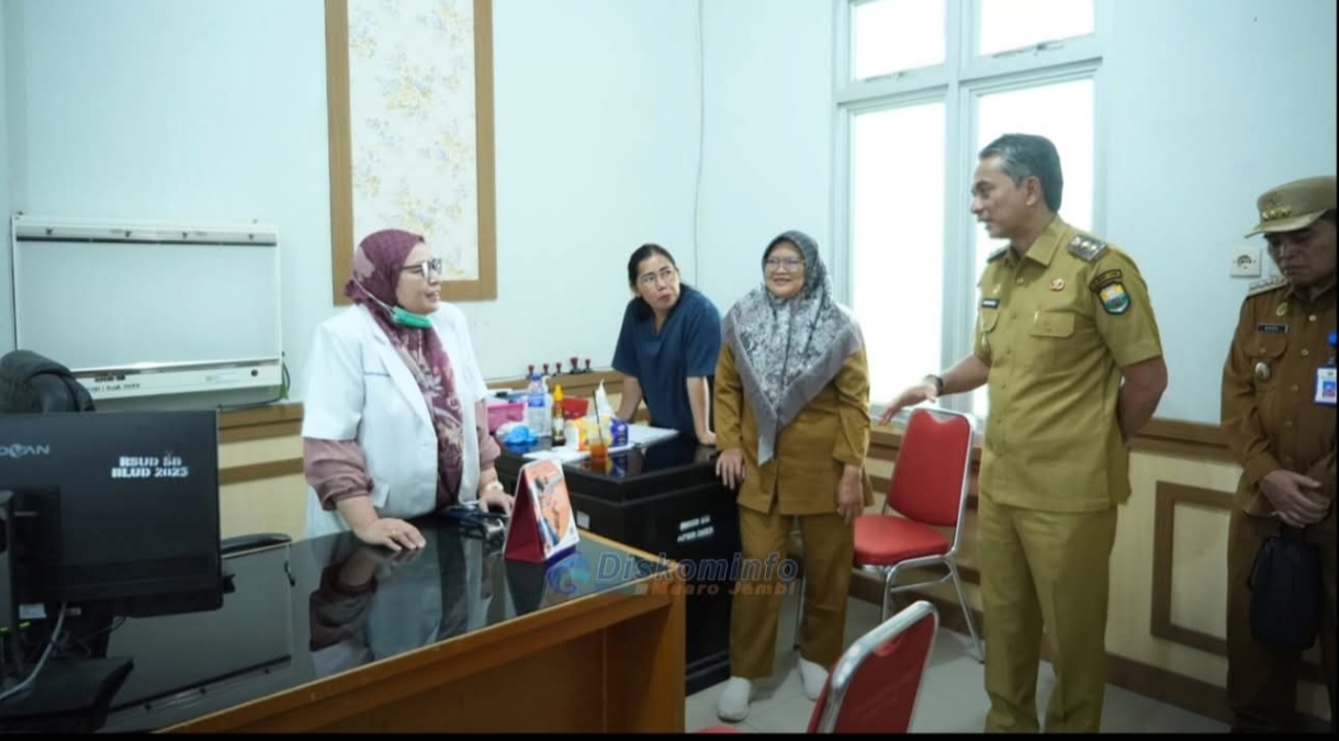 Wabup Junaidi Kanker Sungai Bahar Tinjau Langsung Kondisi Rumah Sakit