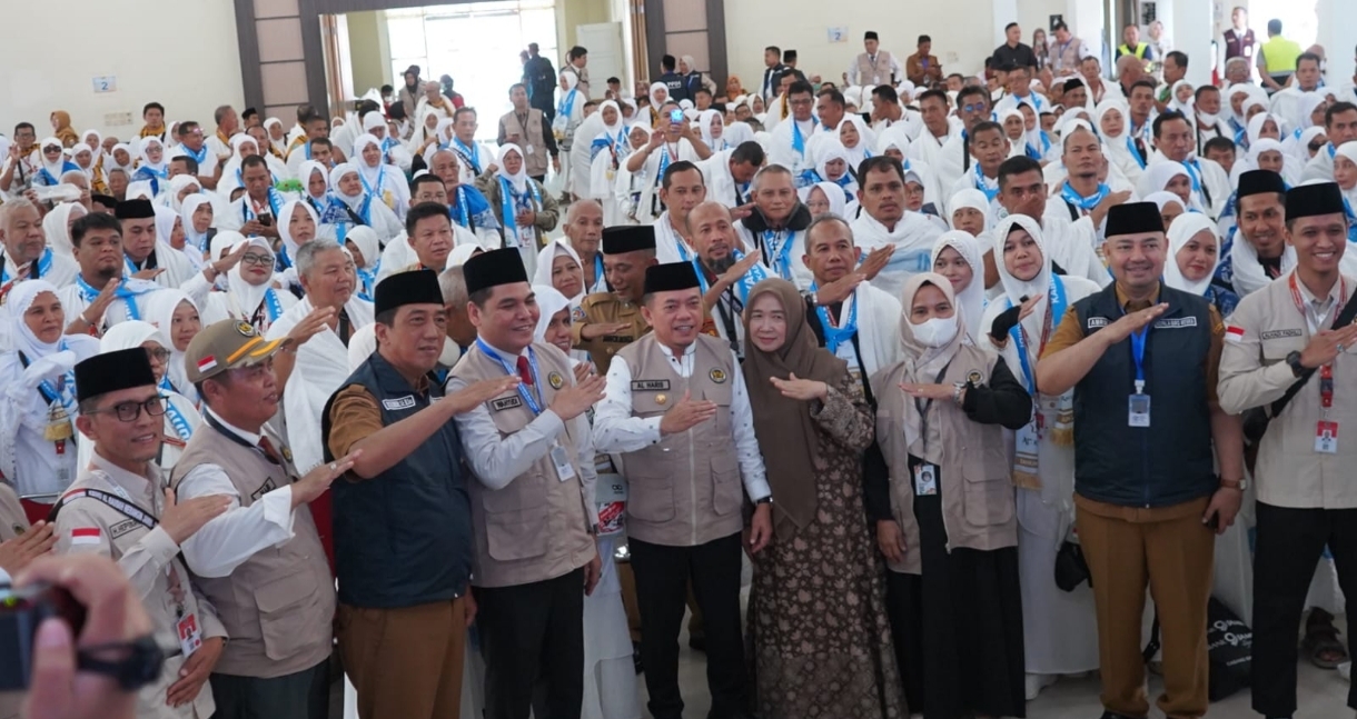 Gubernur Al Haris Lepas 442 JCH Kloter BTH 19