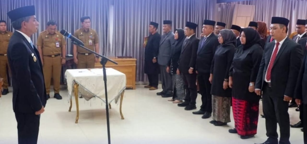 Wakil Bupati Junaidi H. Mahir, Lantik 28 Pejabat Fungsional Lingkup Pemkab Muaro Jambi