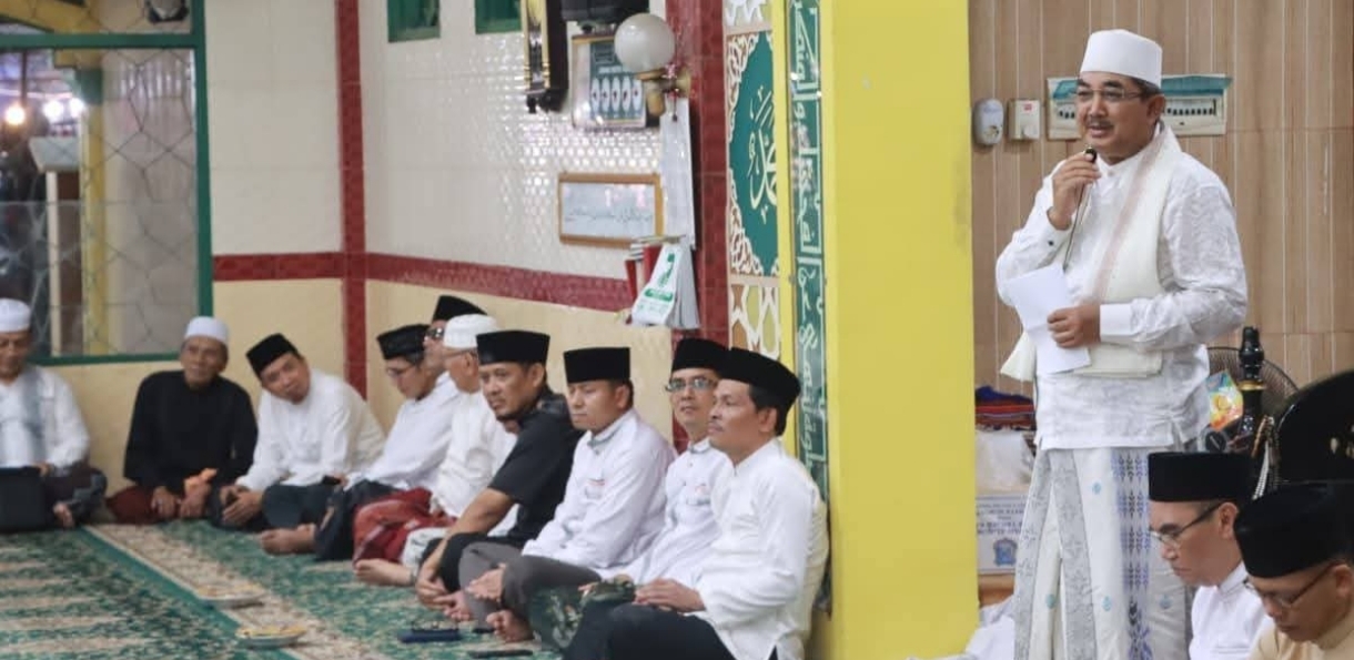 Pererat Silaturahmi, Pemkab Tanjab Barat dan UNJA Peringati Nuzulul Qur’an di Masjid Raya Al-Muttaqin