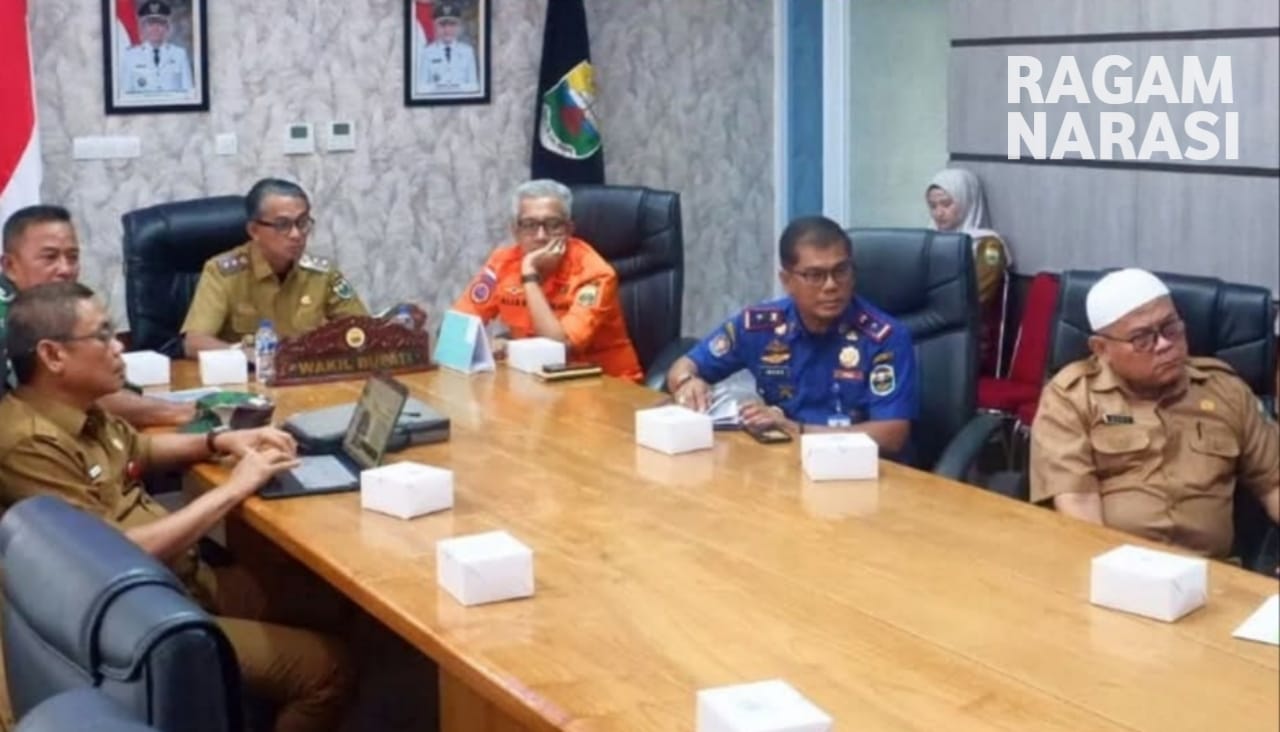 Wakil Bupati Muaro Jambi, Ikuti Zoom Meeting Monitoring Situasi Terkini Penanganan Karhutla.