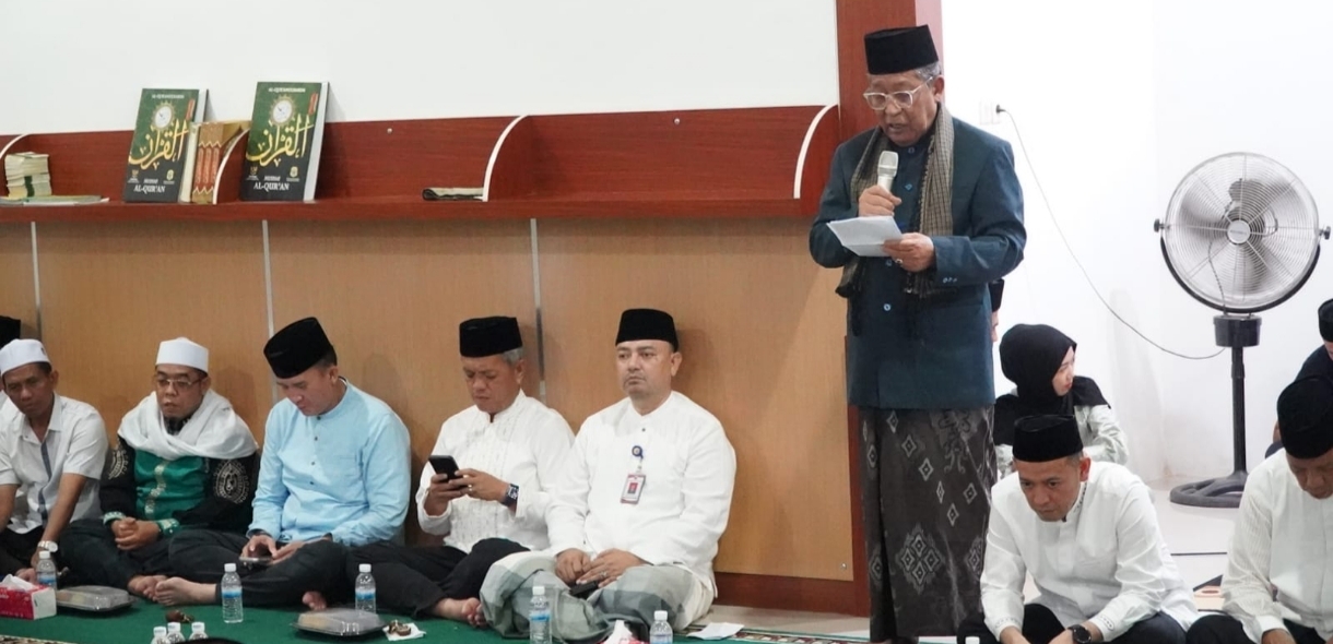 Safari Ramadhan di Tanjab Timur, Wagub Sani Serahkan Bantuan Stunting, CSR Hingga BAZNAS