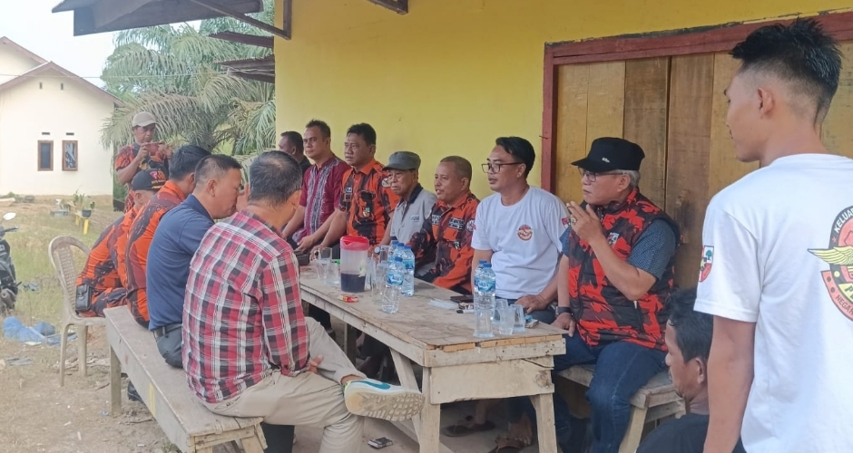 Pererat Sinergi, Ketua DPRD Muarojambi Aidi Hatta Sambangi PAC MPC PP Muaro Jambi Taman Rajo