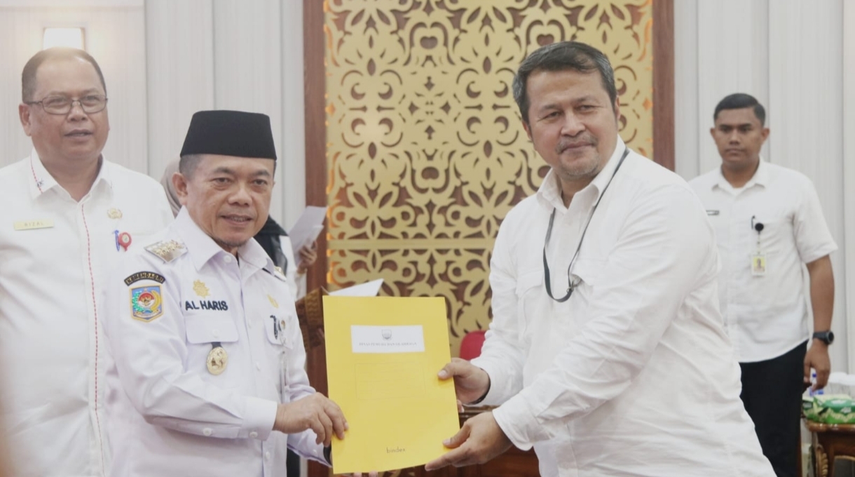 Gubernur Al Haris Tandatangani Perjanjian Kinerja 2026, Tegaskan Komitmen Kerja Terukur, Fokus, dan Akuntabel