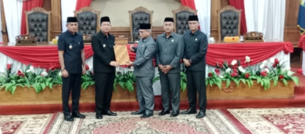 Fraksi Demokrat Penyampaian Pembangunan Yang Merata Di kabupaten Muaro Jambi Harus Merata