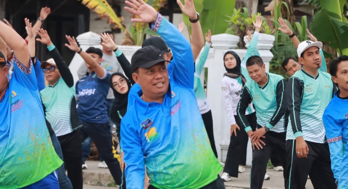 HUT KORPRI ke-54: Wabup Katamso Ajak ASN Jaga Kebugaran & Perkuat Kekompakan Lewat Senam Bersama