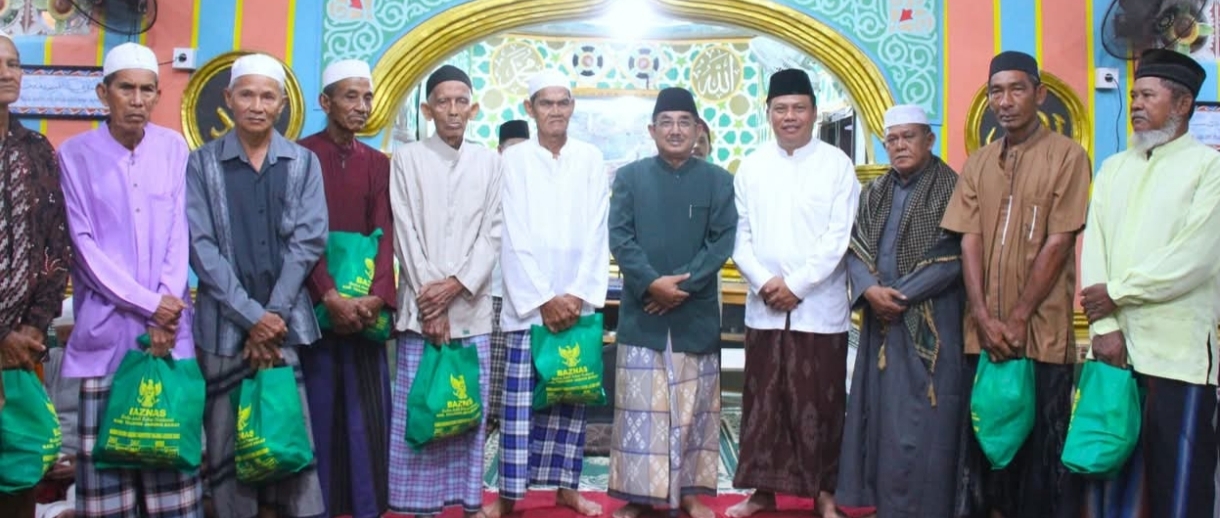 Bupati Anwar Sadat Safari Subuh di Masjid Al Namira RT 10 Parit Gompong