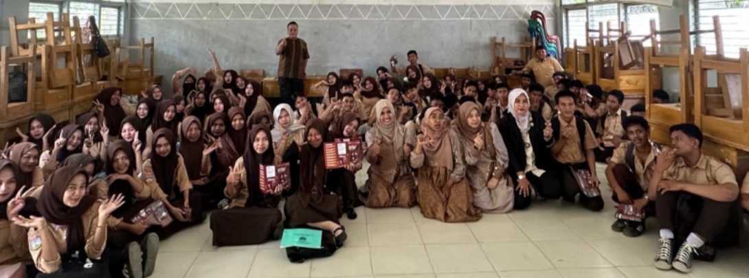 Ade Erma Suryani Dorong Pelajar Muaro Jambi Berani Kuliah