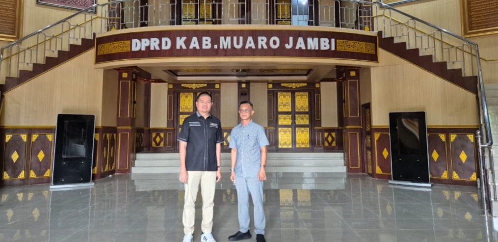 Sekretariat DPRD Muaro Jambi Sambut Kuker Waka DPRD Batanghari